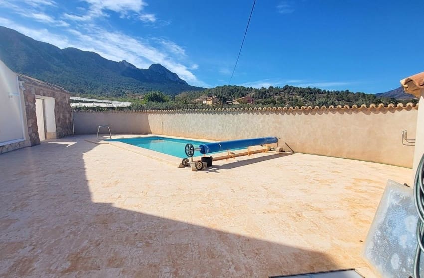 2 soveværelse Villa til salg i La Romana med swimmingpool - € 275.000 (Ref: 9700297)