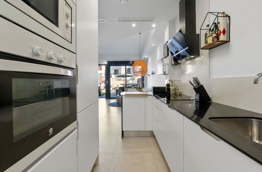 3 sypialnia Dom na sprzedaż w Villamartin z basenem - 325 000 € (Ref: 9709176)