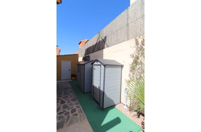 3 bedroom Villa for sale in Fortuna with pool garage - € 269,500 (Ref: 9747281)