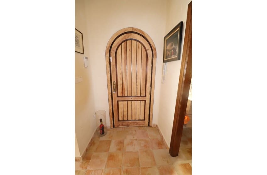 3 bedroom Villa for sale in Fortuna with pool garage - € 269,500 (Ref: 9747281)