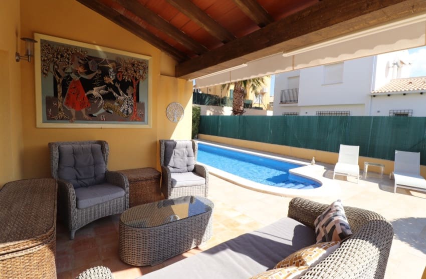 3 bedroom Villa for sale in Fortuna with pool garage - € 269,500 (Ref: 9747281)