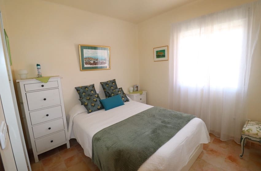 3 bedroom Villa for sale in Fortuna with pool garage - € 269,500 (Ref: 9747281)