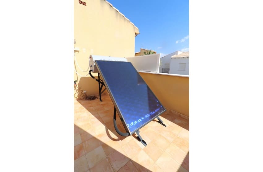 3 bedroom Villa for sale in Fortuna with pool garage - € 269,500 (Ref: 9747281)