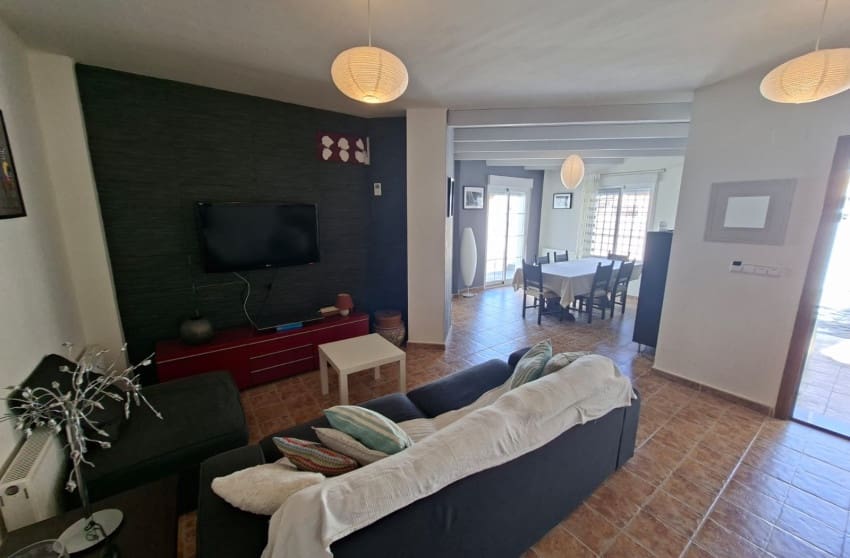 5 quarto Moradia para venda em Fortuna com piscina - 269 500 € (Ref: 9788083)