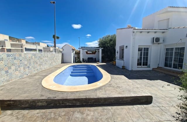 5 quarto Moradia para venda em Fortuna com piscina - 269 500 € (Ref: 9788083)