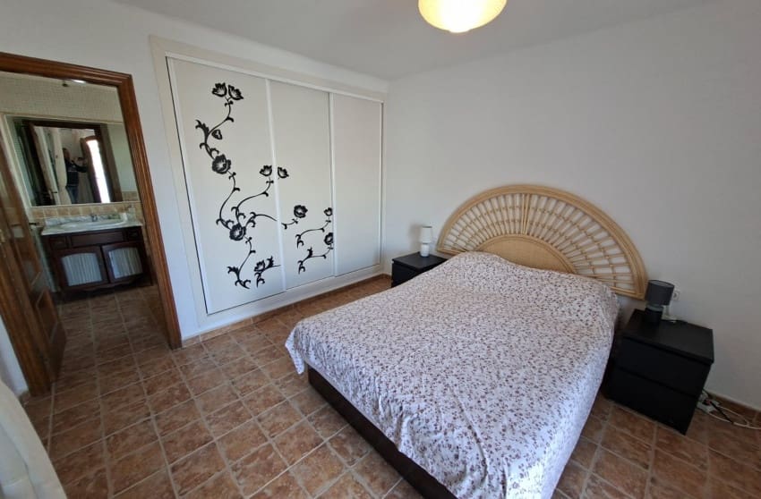 5 quarto Moradia para venda em Fortuna com piscina - 269 500 € (Ref: 9788083)