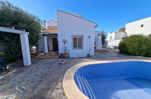 5 quarto Moradia para venda em Fortuna com piscina - 269 500 € (Ref: 9788083)