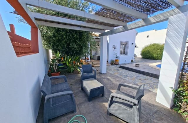 5 quarto Moradia para venda em Fortuna com piscina - 269 500 € (Ref: 9788083)