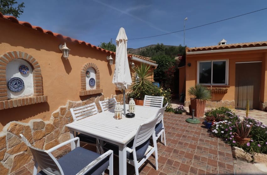 5 sovrum Finca/Hus på landet till salu i La Canalosa med pool garage - 399 500 € (Ref: 9798320)