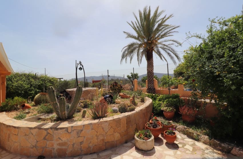 5 sovrum Finca/Hus på landet till salu i La Canalosa med pool garage - 399 500 € (Ref: 9798320)