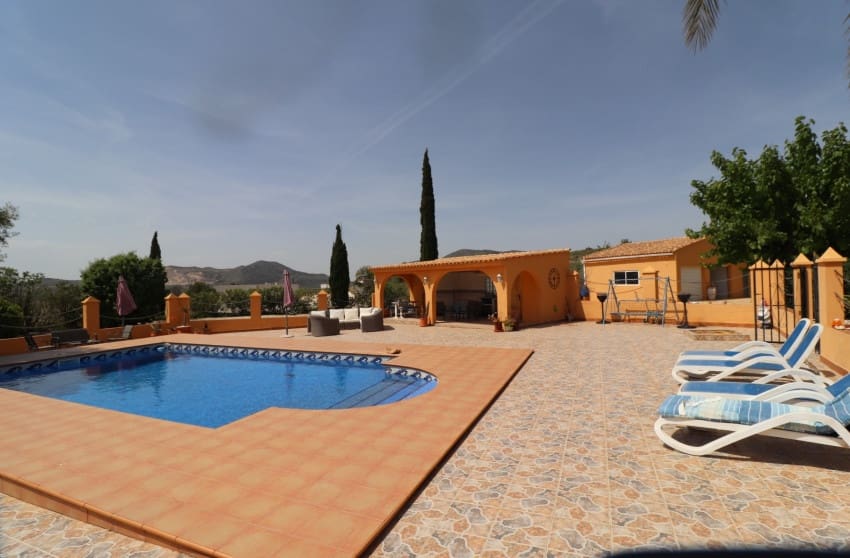 5 sovrum Finca/Hus på landet till salu i La Canalosa med pool garage - 399 500 € (Ref: 9798320)