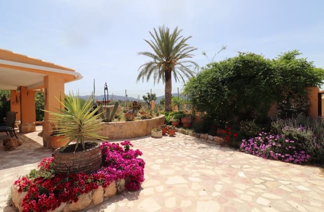 5 sovrum Finca/Hus på landet till salu i La Canalosa, Hondón de las Nieves med pool garage - 399 500 € (Ref: 9798320)