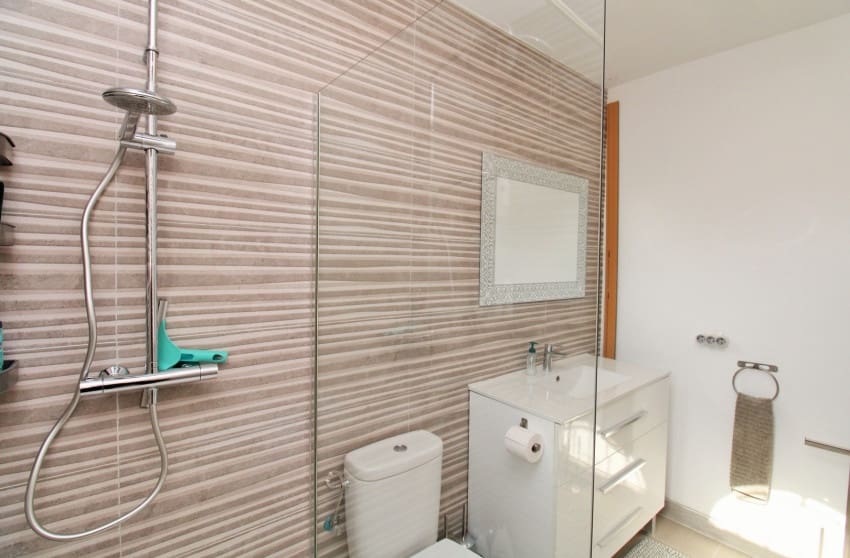 2 Zimmer Haus zu verkaufen in Villamartin mit Pool - 279.900 € (Ref: 9813624)