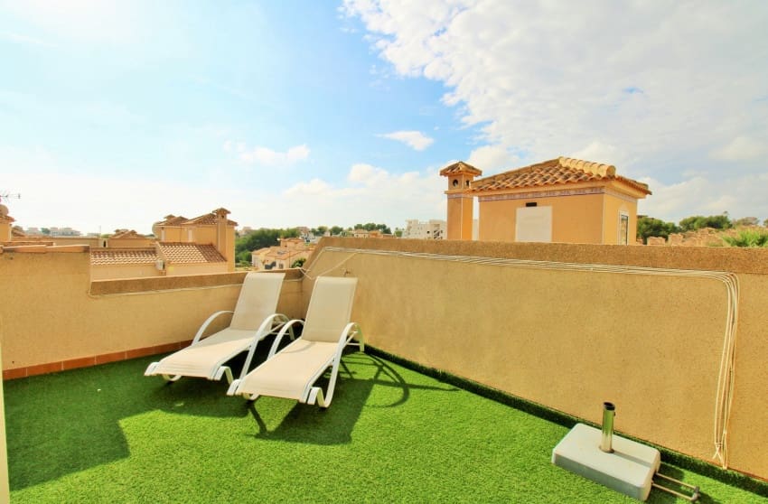 2 Zimmer Haus zu verkaufen in Villamartin mit Pool - 279.900 € (Ref: 9813624)