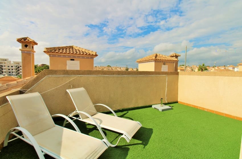 2 Zimmer Haus zu verkaufen in Villamartin mit Pool - 279.900 € (Ref: 9813624)
