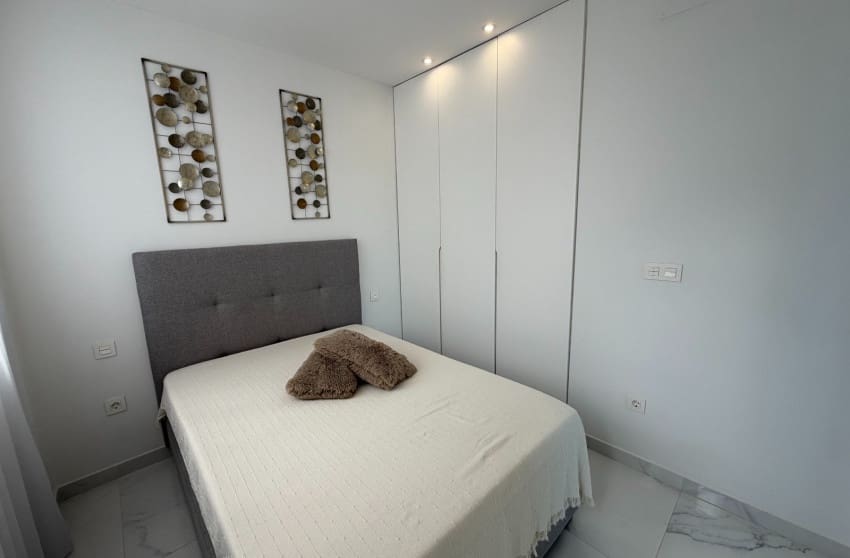 3 bedroom Villa for sale in Ciudad Quesada with pool - € 399,900 (Ref: 9813625)
