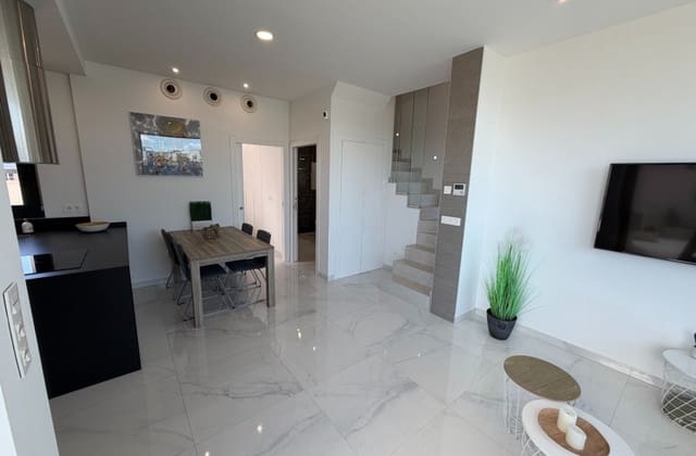 3 bedroom Villa for sale in Ciudad Quesada, Rojales with pool - € 399,900 (Ref: 9813625)