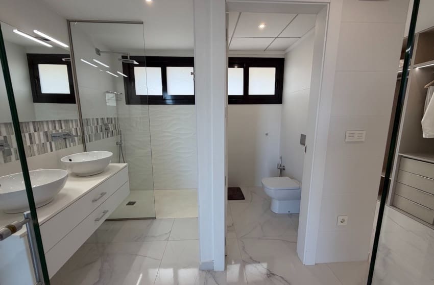 3 bedroom Villa for sale in Ciudad Quesada with pool - € 399,900 (Ref: 9813625)