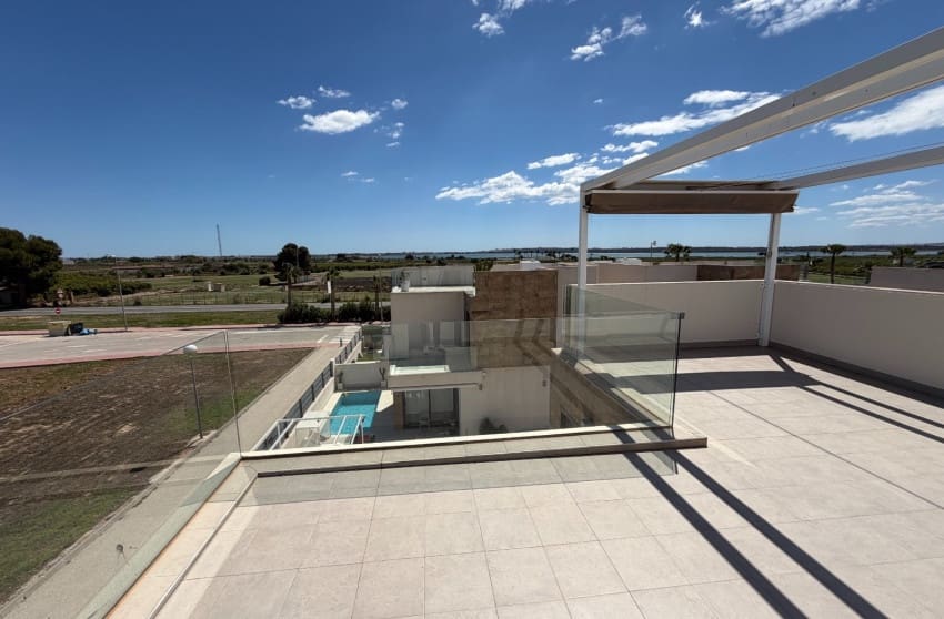 3 bedroom Villa for sale in Ciudad Quesada with pool - € 399,900 (Ref: 9813625)