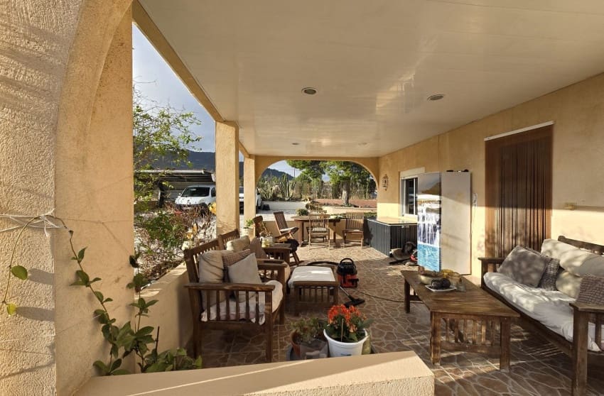 5 soveværelse Villa til salg i Sax med swimmingpool - € 349.950 (Ref: 9813626)