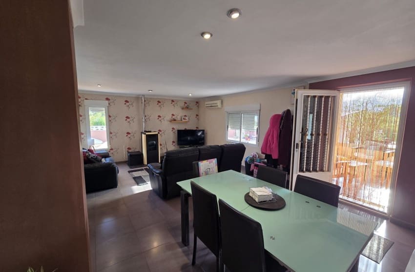 5 soveværelse Villa til salg i Sax med swimmingpool - € 349.950 (Ref: 9813626)