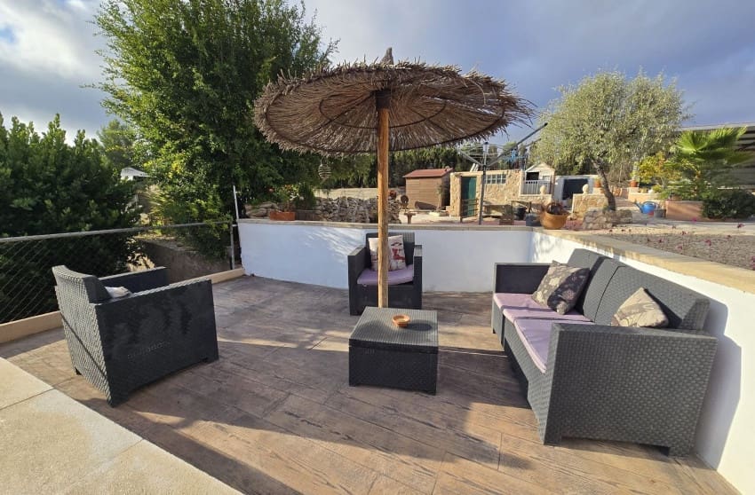 5 soveværelse Villa til salg i Sax med swimmingpool - € 349.950 (Ref: 9813626)
