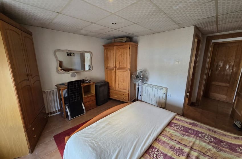5 soveværelse Villa til salg i Sax med swimmingpool - € 349.950 (Ref: 9813626)