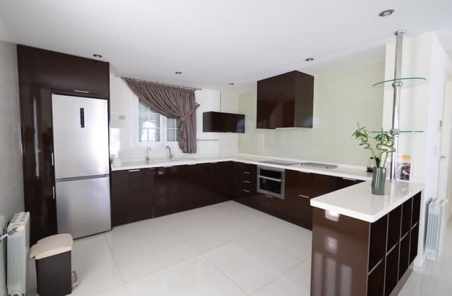 5 slaapkamer Villa te koop in Ciudad Quesada, Rojales met zwembad - € 860.000 (Ref: 9826856)