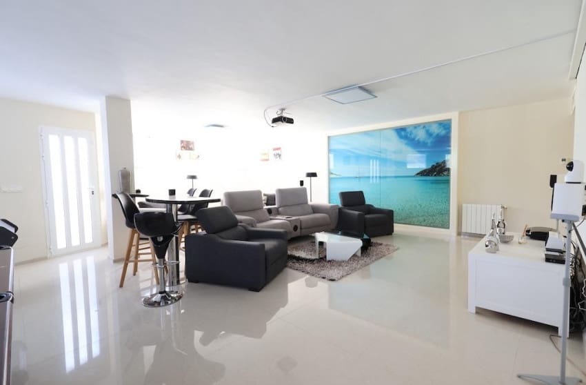 5 slaapkamer Villa te koop in Ciudad Quesada met zwembad - € 860.000 (Ref: 9826856)