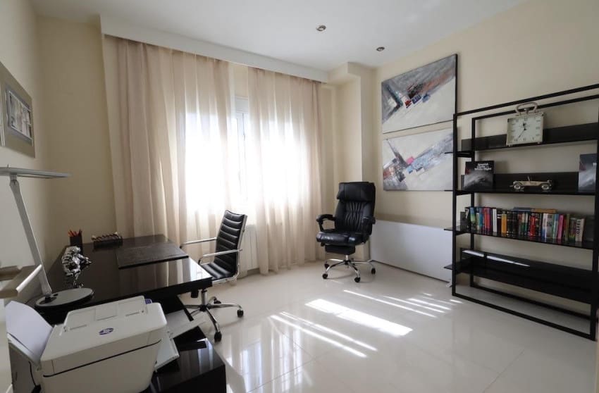 5 slaapkamer Villa te koop in Ciudad Quesada met zwembad - € 860.000 (Ref: 9826856)