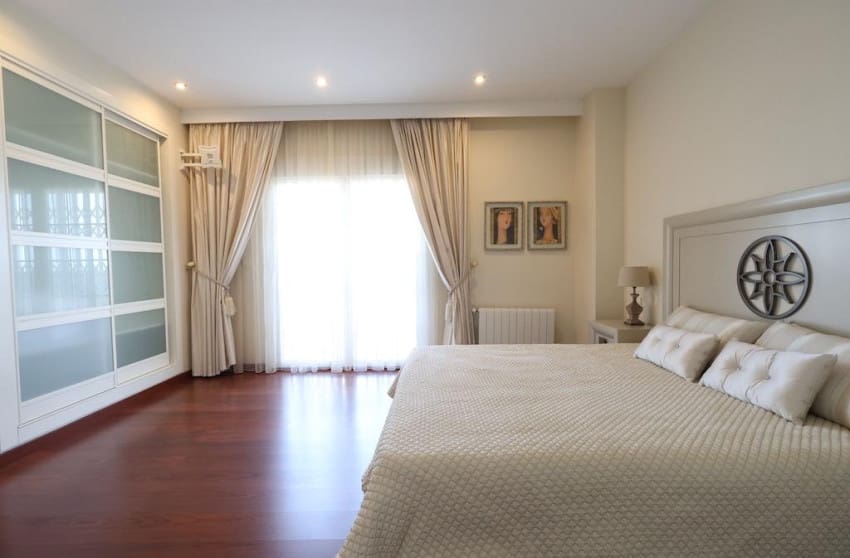 5 slaapkamer Villa te koop in Ciudad Quesada met zwembad - € 860.000 (Ref: 9826856)