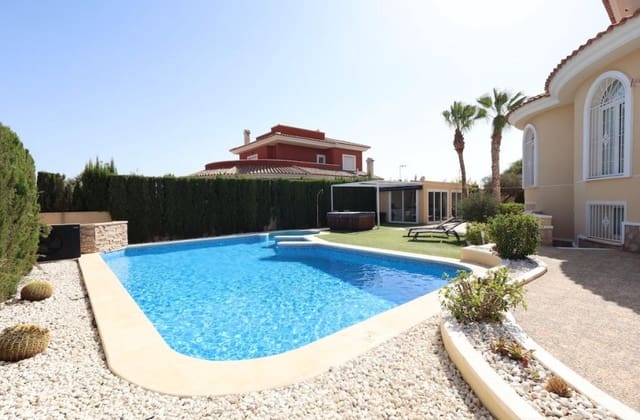 5 slaapkamer Villa te koop in Ciudad Quesada, Rojales met zwembad - € 860.000 (Ref: 9826856)