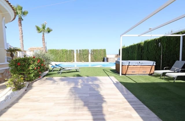 5 slaapkamer Villa te koop in Ciudad Quesada, Rojales met zwembad - € 860.000 (Ref: 9826856)