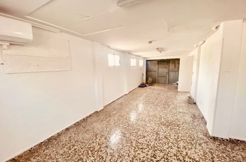 4 bedroom Villa for sale in Macisvenda with pool garage - € 475,000 (Ref: 9826858)