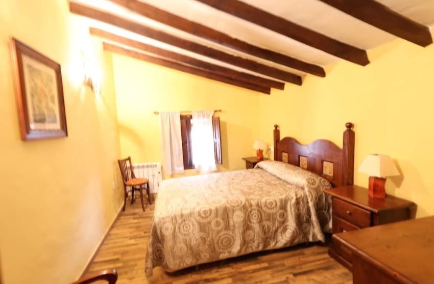 5 bedroom Villa for sale in Fortuna with pool - € 225,000 (Ref: 9868027)