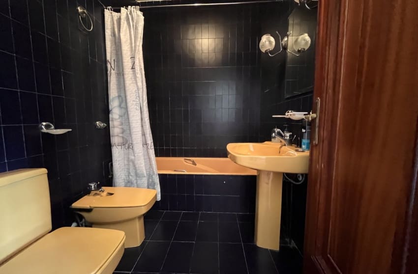 4 slaapkamer Villa te koop in La Nucia - € 995.000 (Ref: 9868030)
