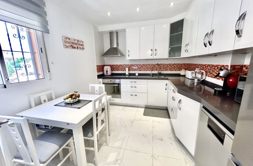 3 bedroom Villa for sale in Los Balcones with pool - € 265,950 (Ref: 9868031)