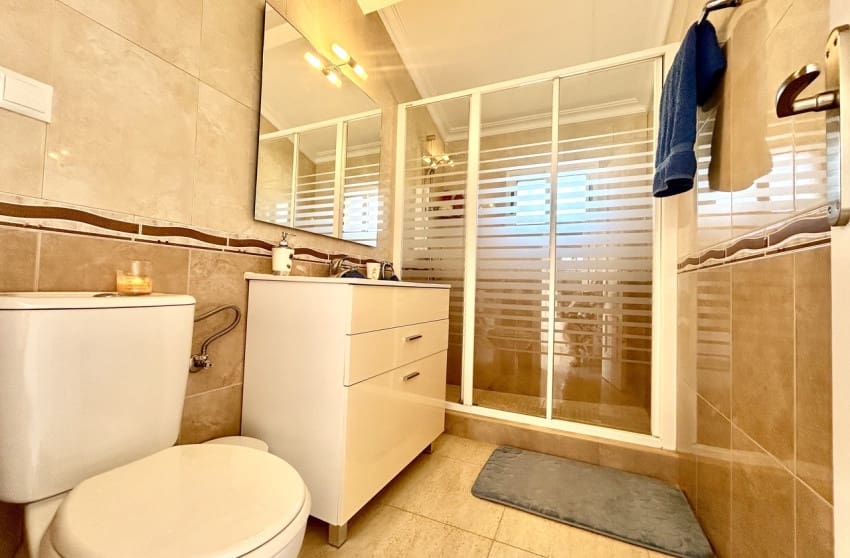 3 bedroom Villa for sale in Los Balcones with pool - € 265,950 (Ref: 9868031)