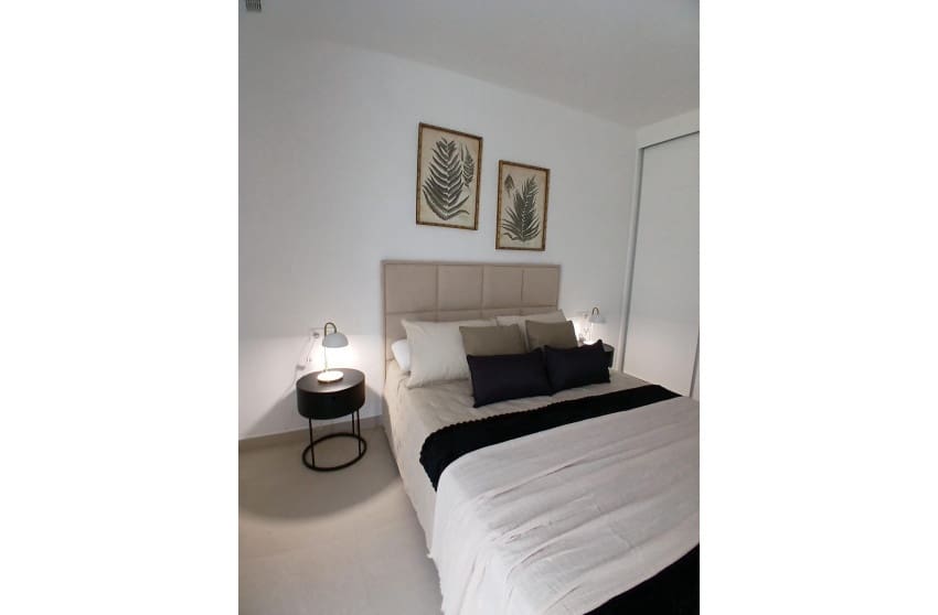 Casa de 3 habitaciones en Bigastro en venta con piscina - 328.000 € (Ref: 9868087)