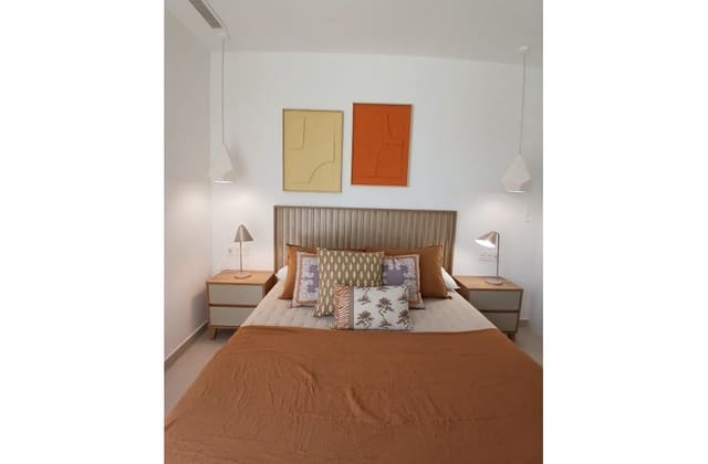 Casa de 3 habitaciones en Bigastro en venta con piscina - 328.000 € (Ref: 9868087)