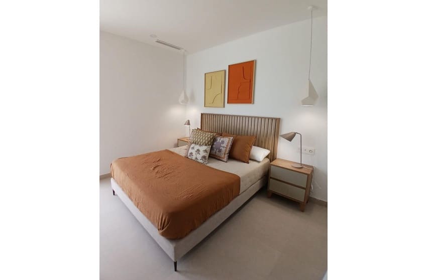 Casa de 3 habitaciones en Bigastro en venta con piscina - 328.000 € (Ref: 9868087)