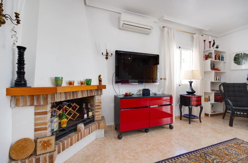 3 sovrum Villa till salu i Orihuela Costa med pool - 228 999 € (Ref: 9868089)