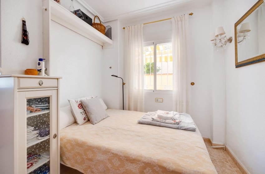 3 sovrum Villa till salu i Orihuela Costa med pool - 228 999 € (Ref: 9868089)