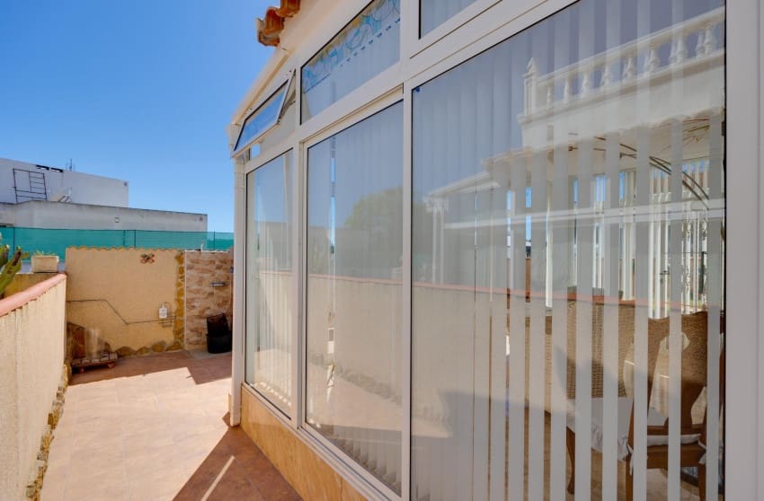 3 sovrum Villa till salu i Orihuela Costa med pool - 228 999 € (Ref: 9868089)