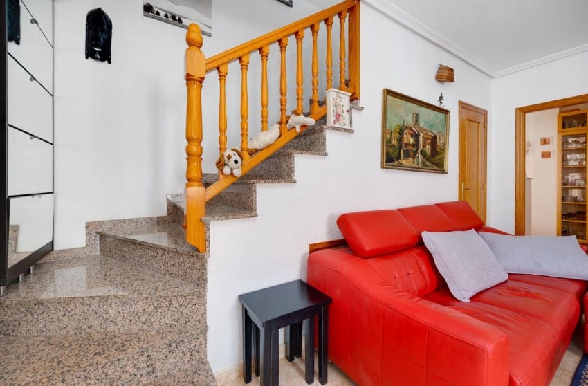 3 sovrum Villa till salu i Orihuela Costa med pool - 228 999 € (Ref: 9868089)