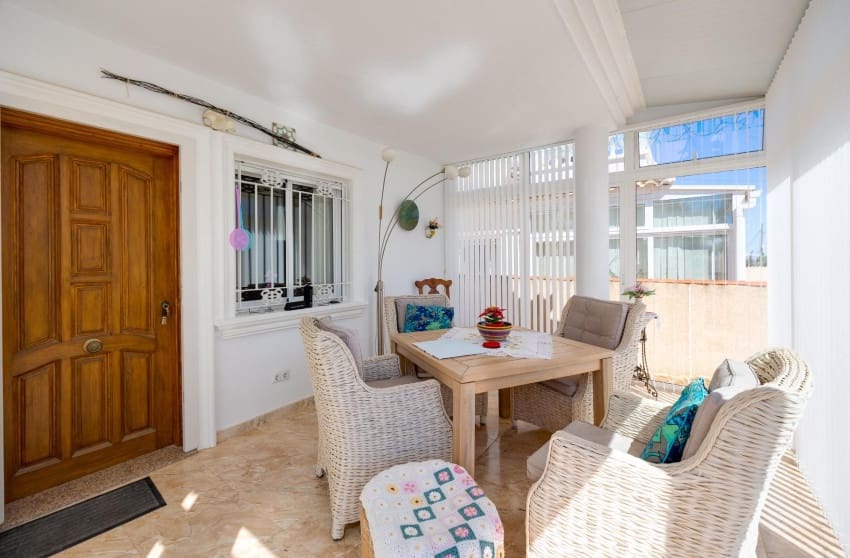 3 sovrum Villa till salu i Orihuela Costa med pool - 228 999 € (Ref: 9868089)