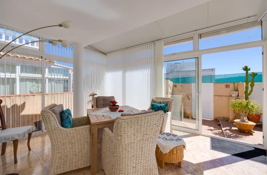 3 sovrum Villa till salu i Orihuela Costa med pool - 228 999 € (Ref: 9868089)
