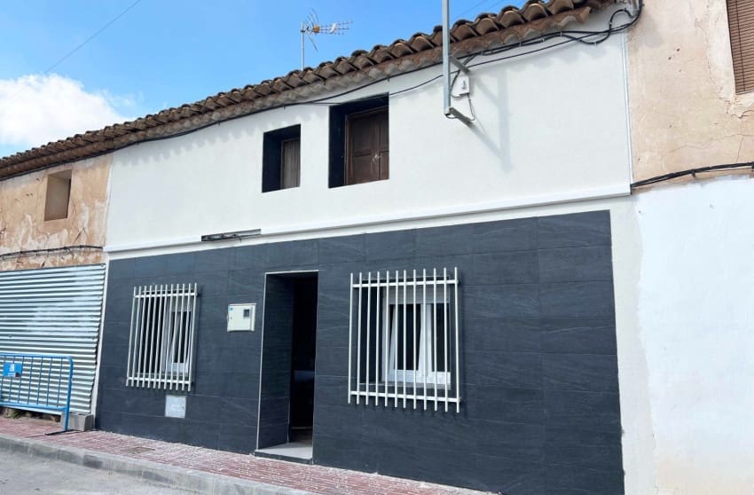 3 bedroom Townhouse for sale in Hondon de los Frailes - € 99,000 (Ref: 9868090)