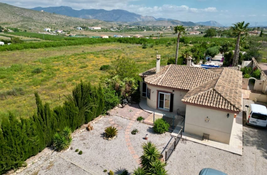 2 bedroom Villa for sale in Hondon de los Frailes with pool - € 299,950 (Ref: 9868092)