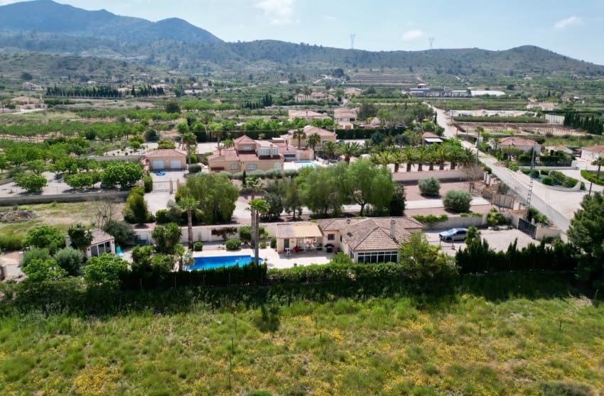 2 bedroom Villa for sale in Hondon de los Frailes with pool - € 299,950 (Ref: 9868092)